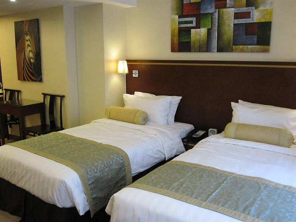 ****  Brighton Hotel Гонконг Китай