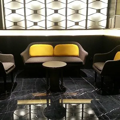 Brighton Hotel Гонконг 4*,