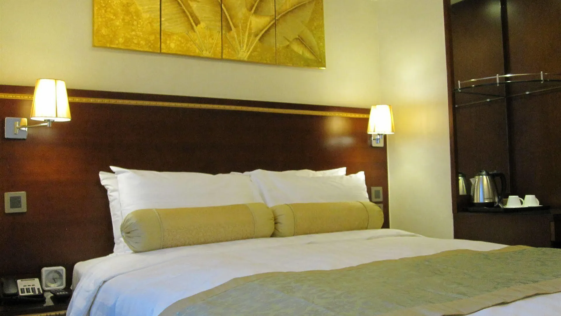 Brighton Hotel Гонконг Китай